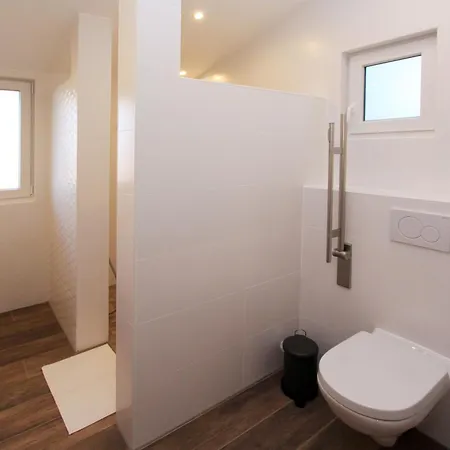 9 Campingpark Waldesruh Holiday home Behrensdorf